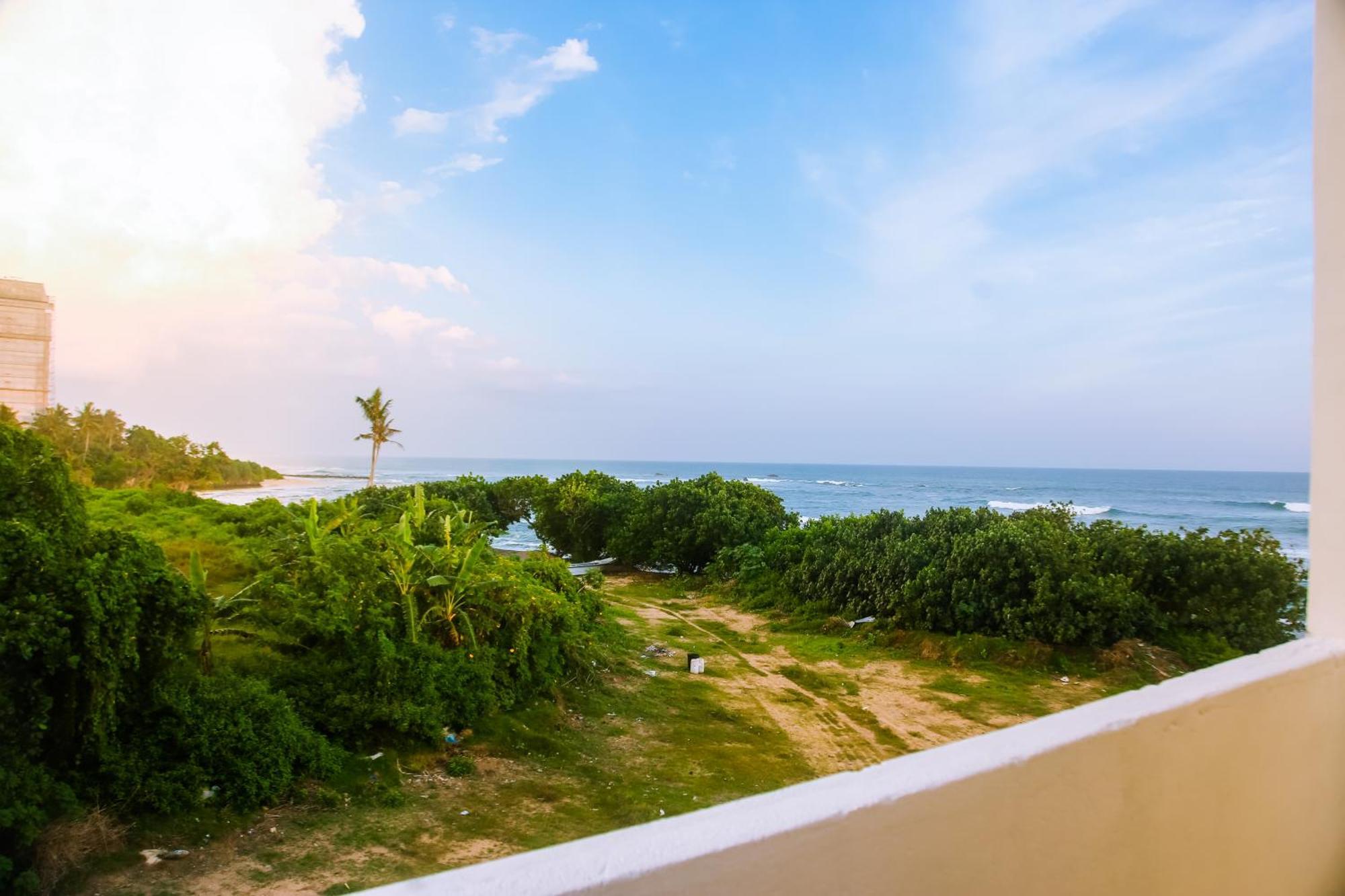 Mirissa Turtle Point Guest Hotel Exterior photo